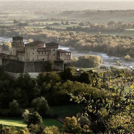 La Locanda Del Borgo Torrechiara Kültér fotó