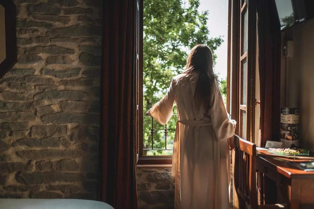 La Locanda Del Borgo Torrechiara Kültér fotó