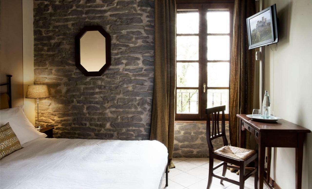 La Locanda Del Borgo Torrechiara Kültér fotó